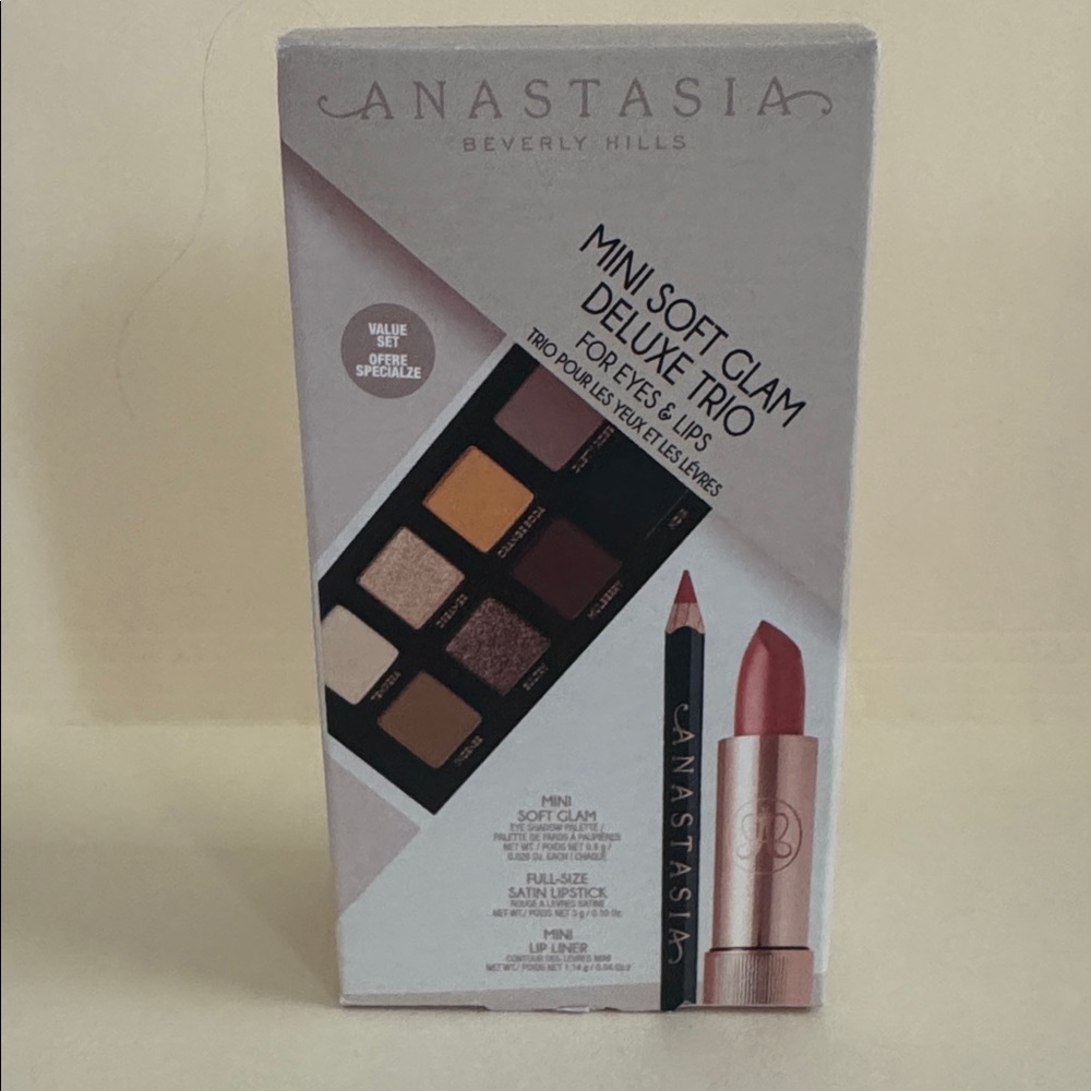 ANASTASIA Mini Soft Glam Deluxe Trio NIB Eyeshadow Palette Lipstick Lip Liner - Picture 3 of 7